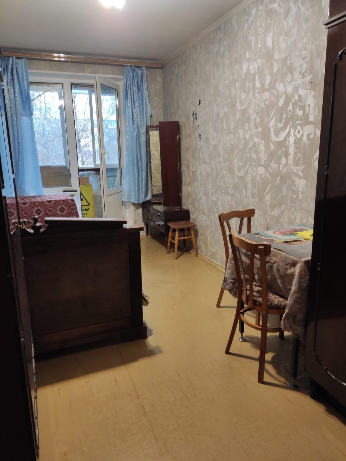 Молебная комната домодедово. Комната на сутки метро домодедовская. Домодедово метро снять комнату. Комната на домодедовской без посредников. Комната на домодедовской без посредников.